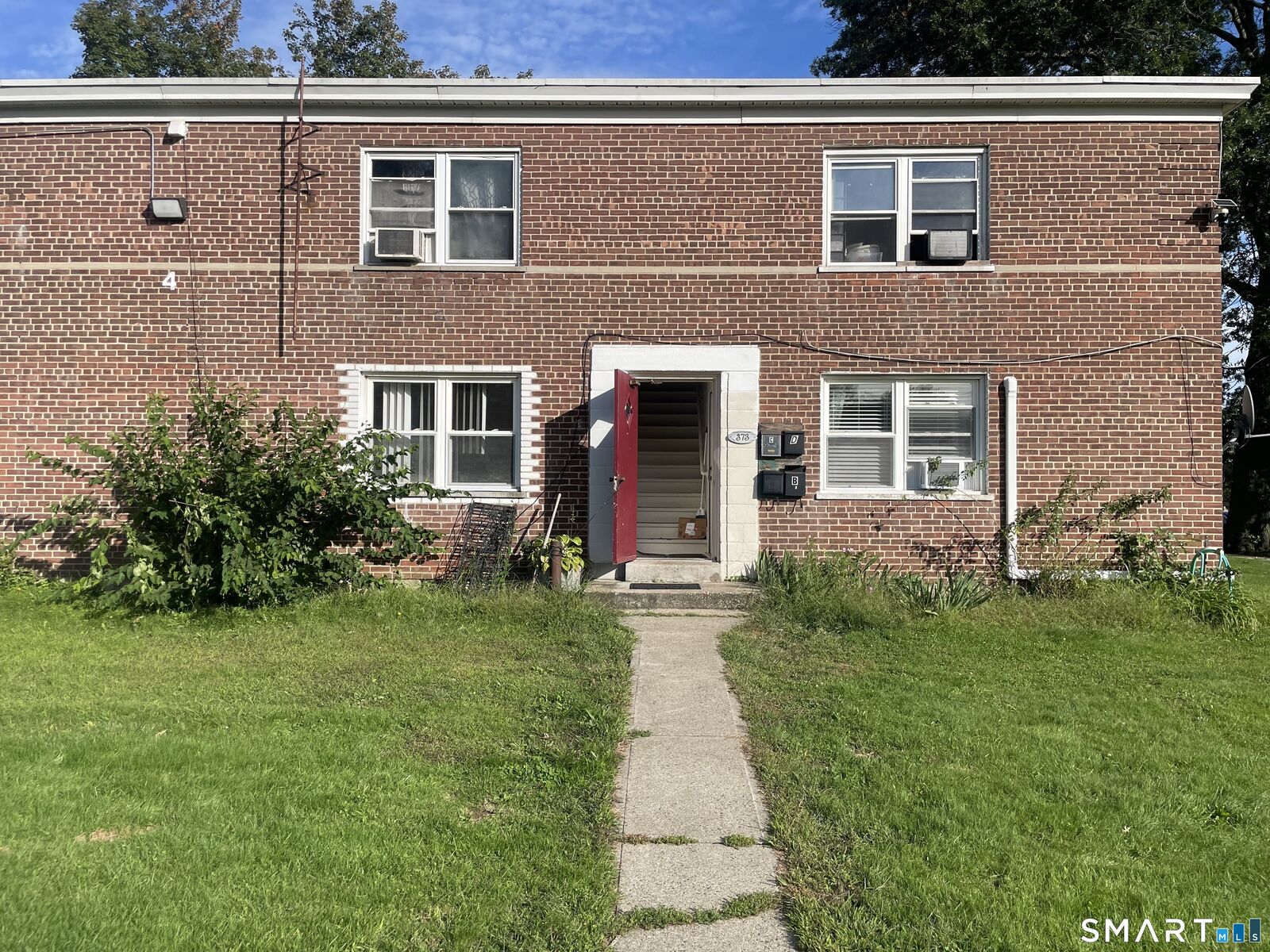 Property Photo:  373 Granfield Avenue B  CT 06610 