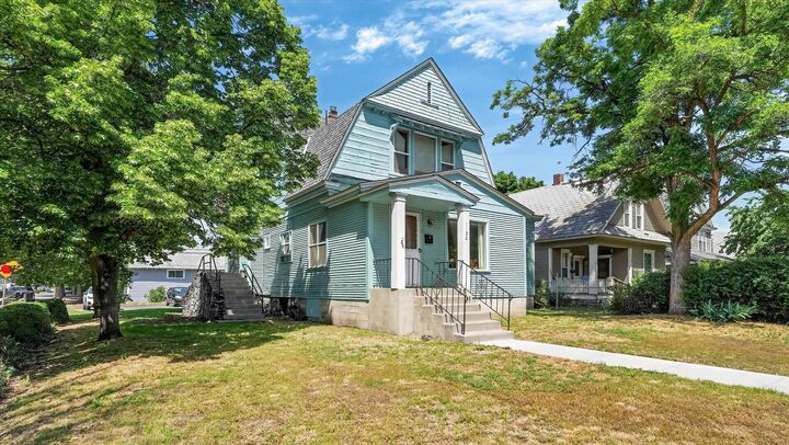 Property Photo: 1130 W Nora Ave WA 99205