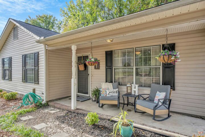 Property Photo:  163 Old Petrie Road  SC 29302 