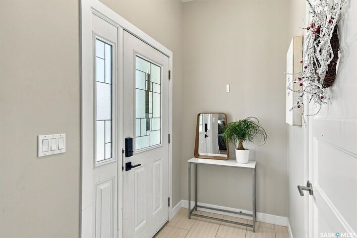 Property Photo:  1014 Evergreen Boulevard  SK S7W 0V9 
