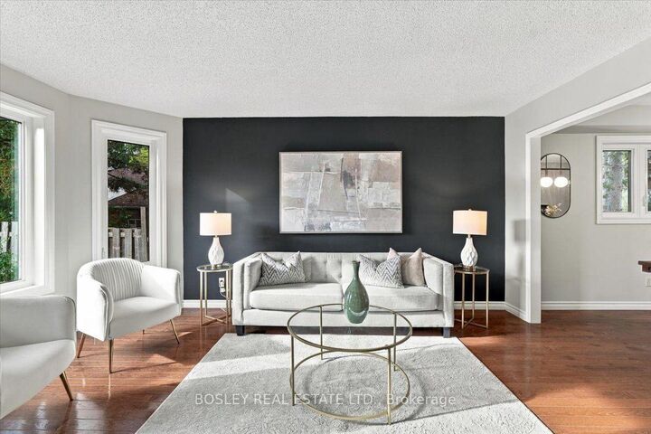 Property Photo:  2259 Cottonwood Circle  ON L1X 2P9 