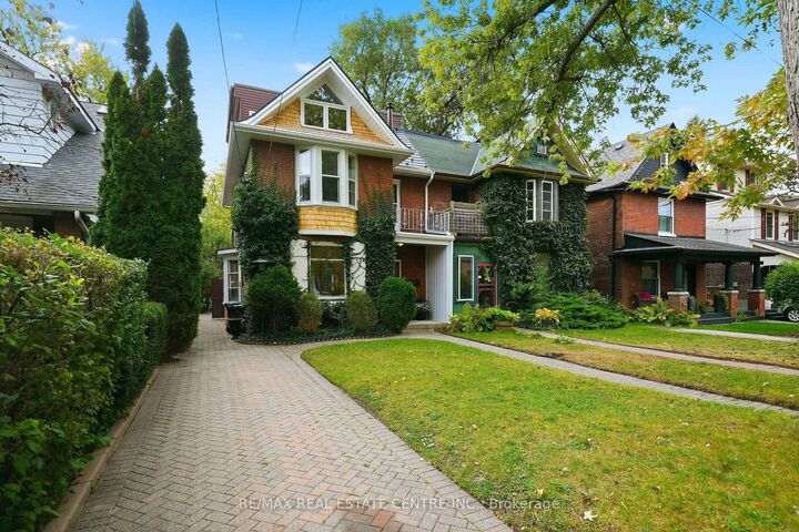 Property Photo:  71 Lyall Avenue  ON M4E 1W1 
