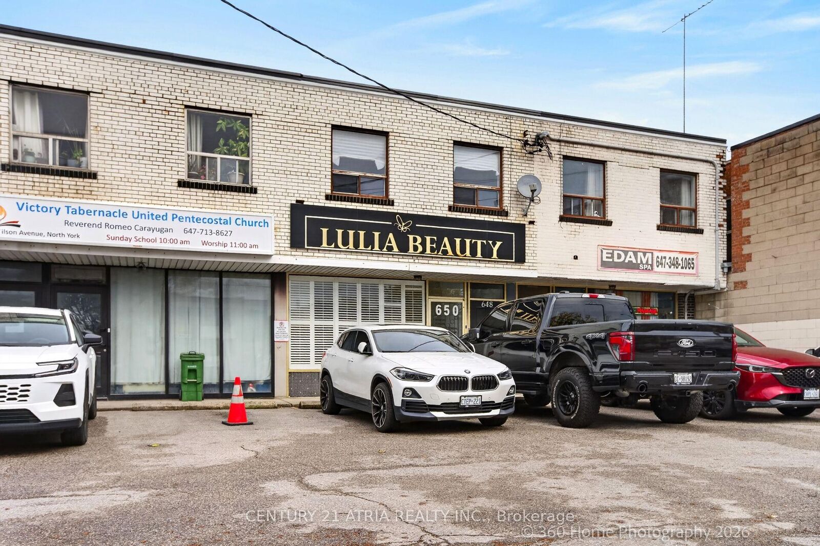 Property Photo:  648-650 Wilson Avenue  ON M3K 1E1 