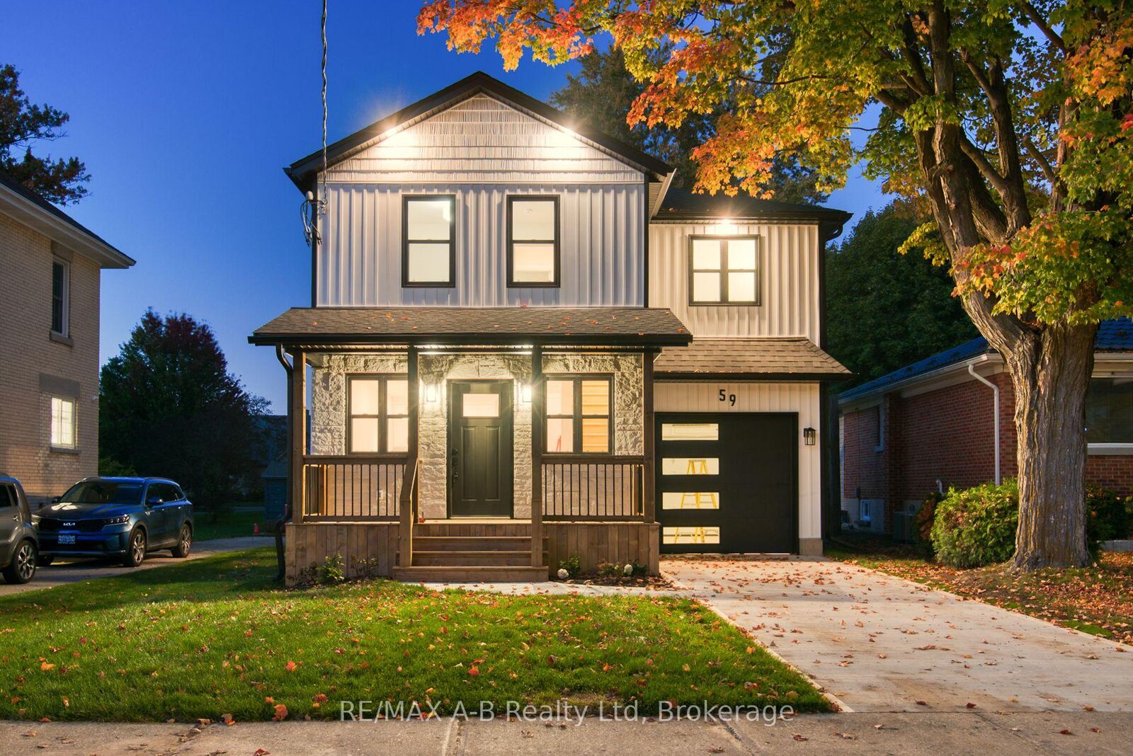 Property Photo:  59 Princess Street  ON N5A 6C7 