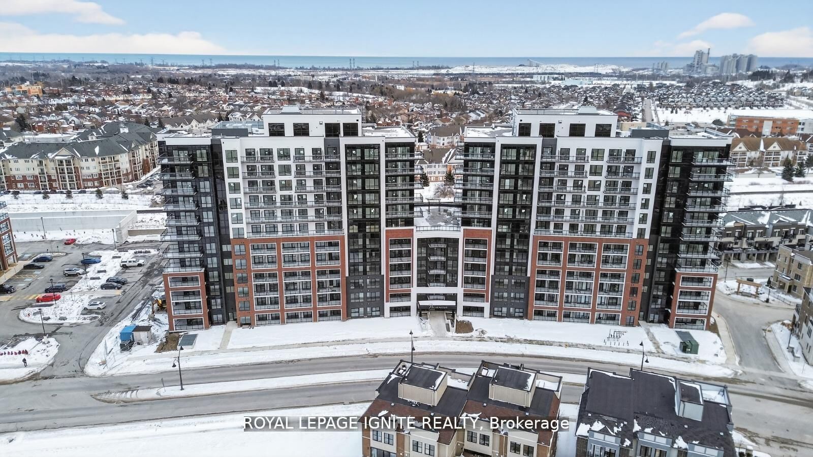 Property Photo:  51 Clarington Boulevard 627  ON L1C 7J8 