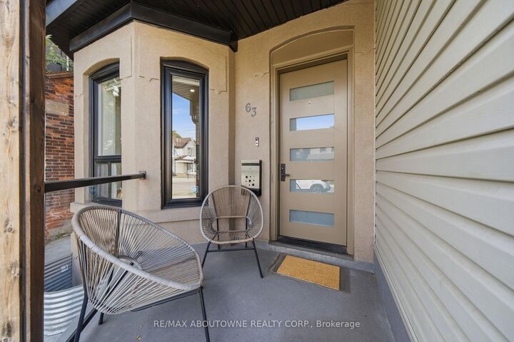 Property Photo:  63 Smith Avenue  ON L8L 5P2 