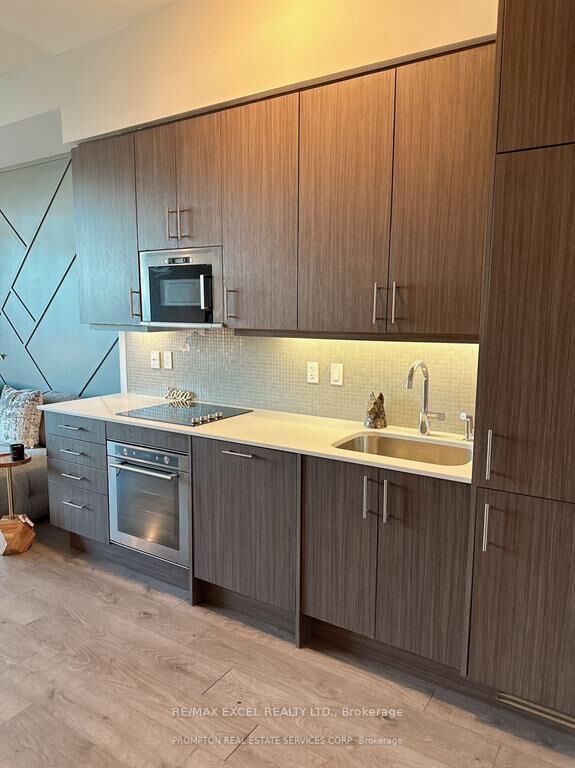 Property Photo:  297 College Street 503  ON M5T 0C2 
