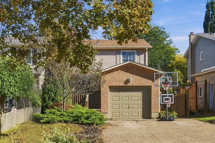 Property Photo:  37 Bayview Drive  ON L3M 4Z6 