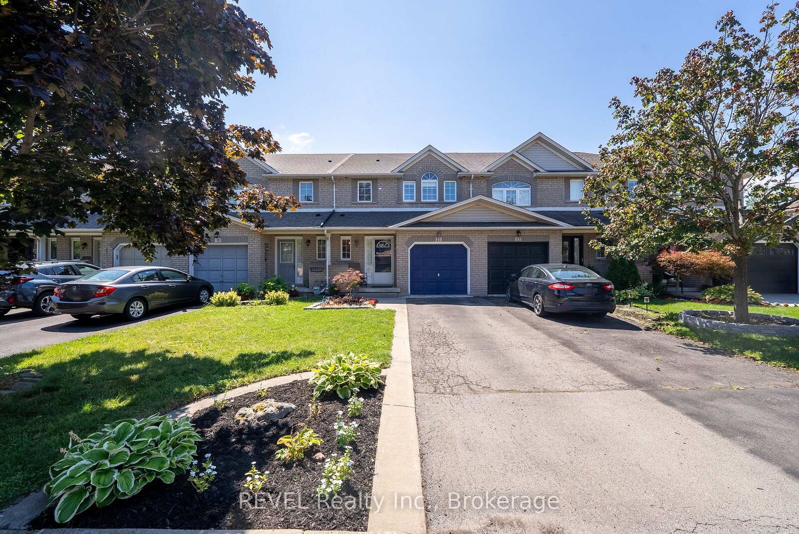 Property Photo:  11 Elderberry Avenue  ON L3M 5M9 