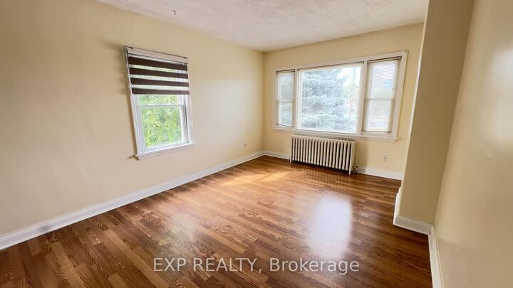 Property Photo:  2 South Drive S B 2nd Floor  ON L2R 4T8 