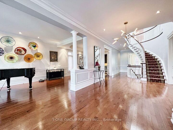 Property Photo:  253 Carlton Road  ON L3R 2A3 