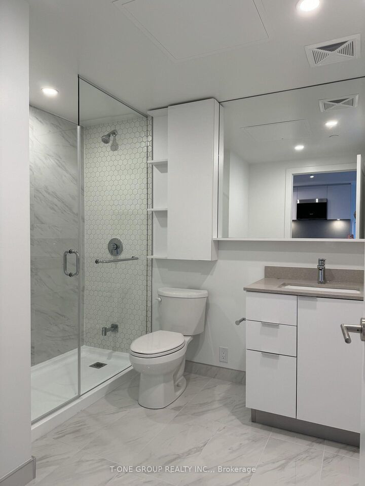 Property Photo: 9 Clegg Road 1707 ON L6G 0H3