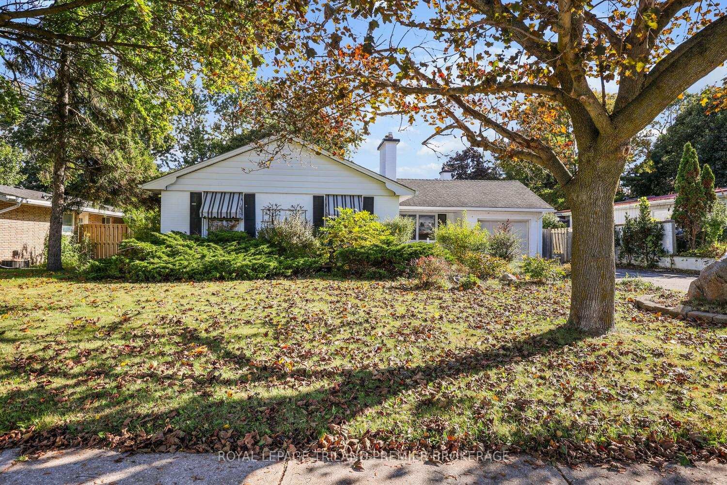 Property Photo:  669 Sanatorium Road  ON N6H 3X1 