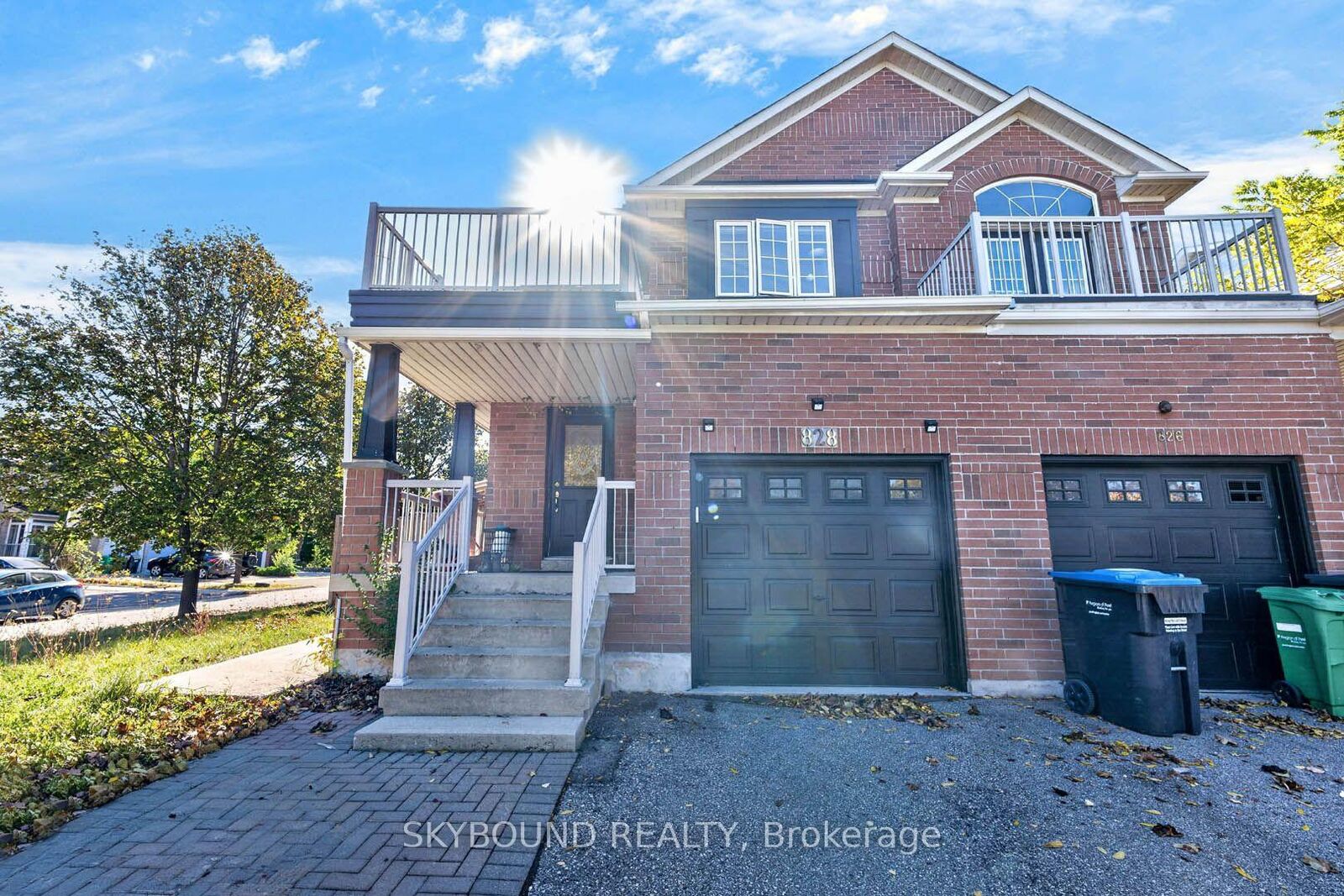 Property Photo:  828 Bethany Crescent Bsmt  ON L5V 3B9 