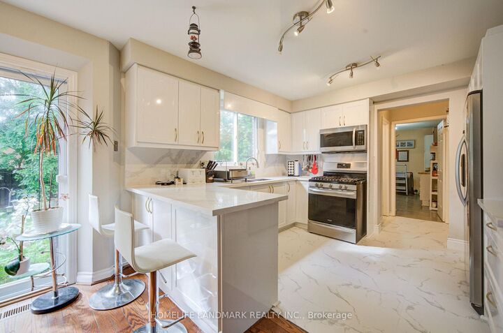 Property Photo:  3 Ruddell Place  ON M1C 3E4 