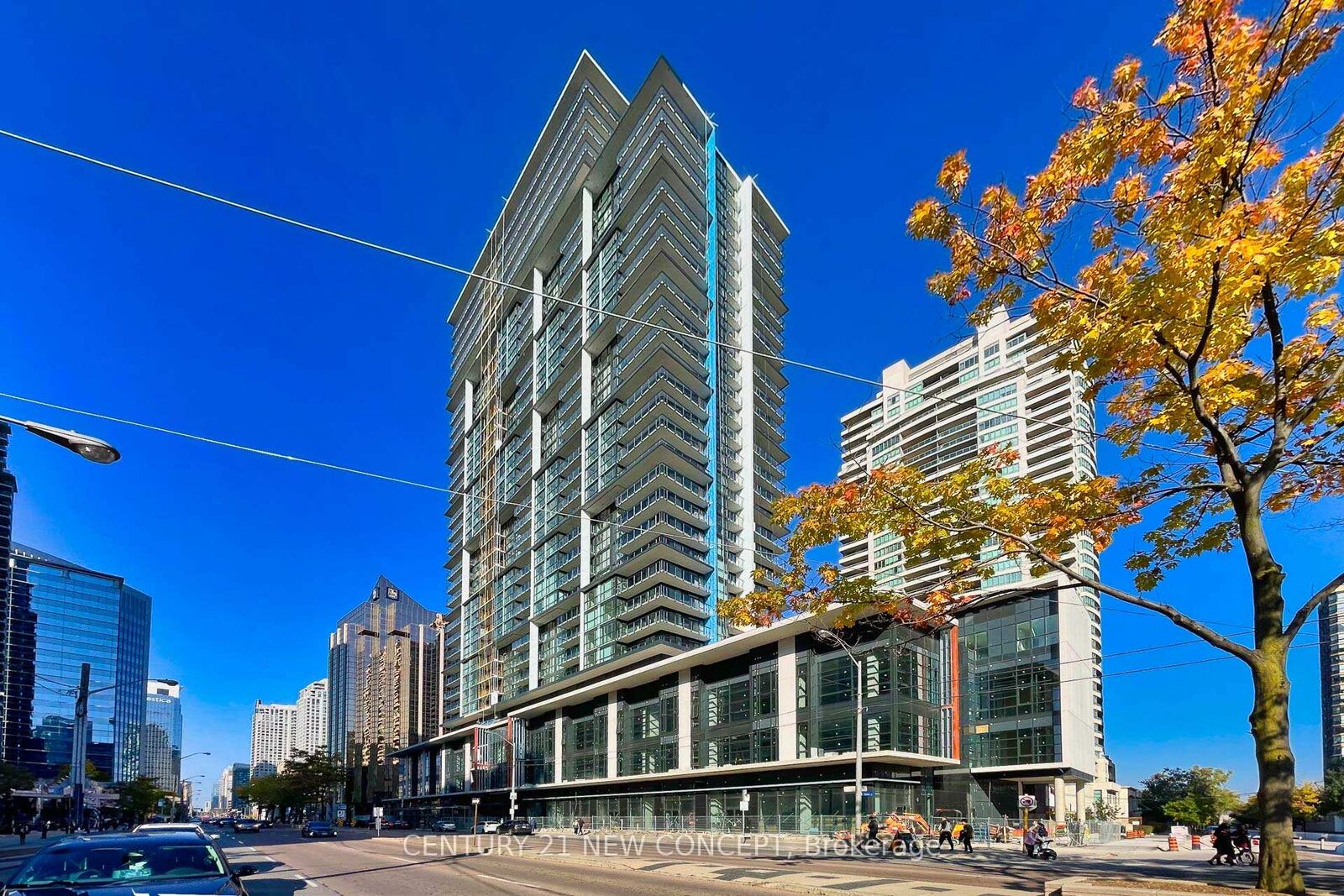Property Photo:  4955 Yonge Street E 705  ON M2N 5N6 