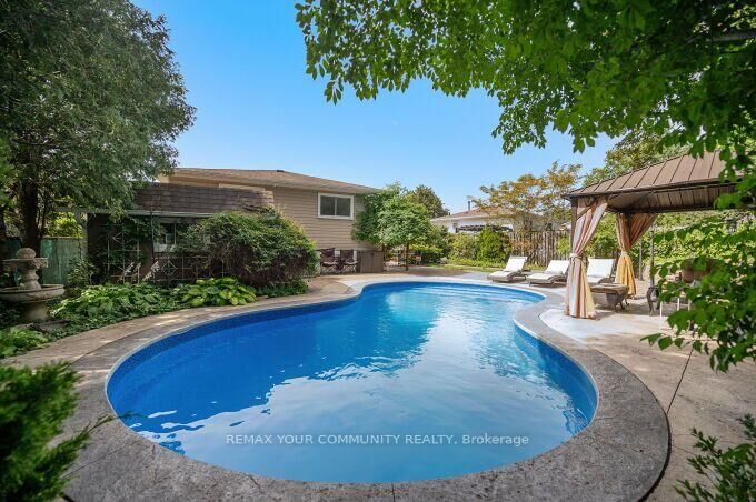 Property Photo:  3202 Centennial Drive E  ON L7M 1C2 