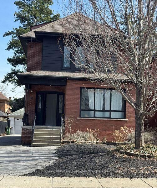 Property Photo:  161 Rothsay Avenue 2  ON L8M 3G5 