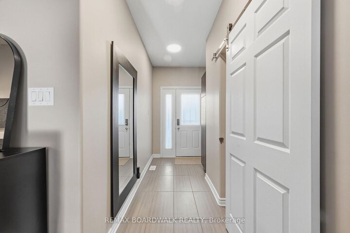 Property Photo:  298 William Street W  ON K7S 1K8 