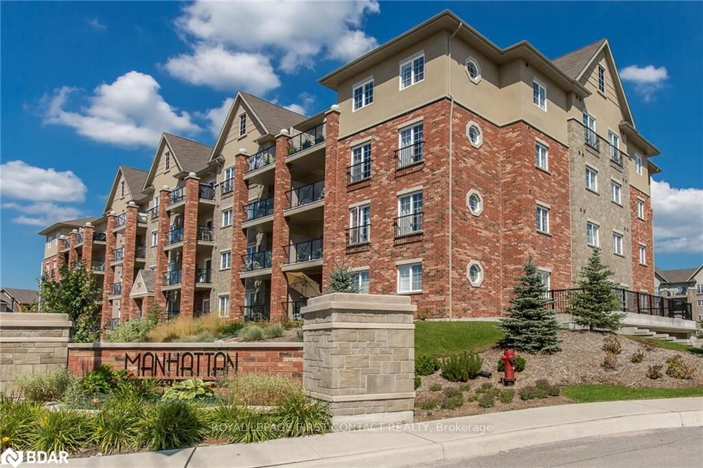 Property Photo:  39 Ferndale Drive S 410  ON L4N 5T5 