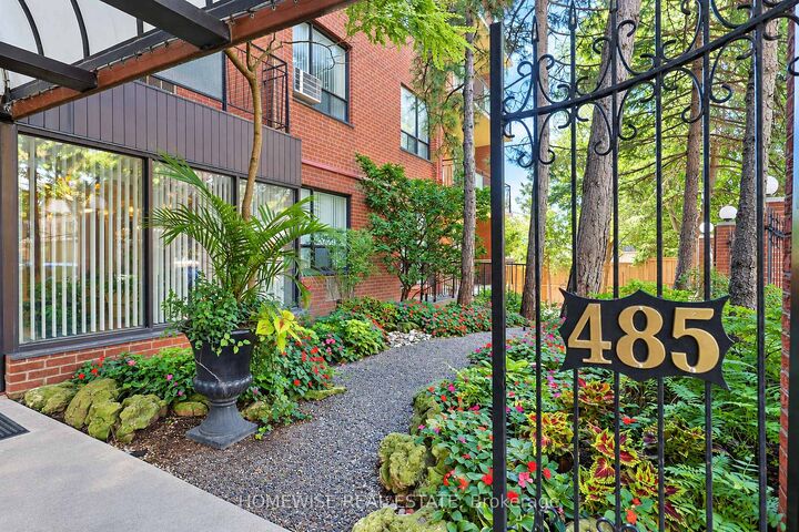 Property Photo:  485 Kingston Road 105  ON M4L 1V6 