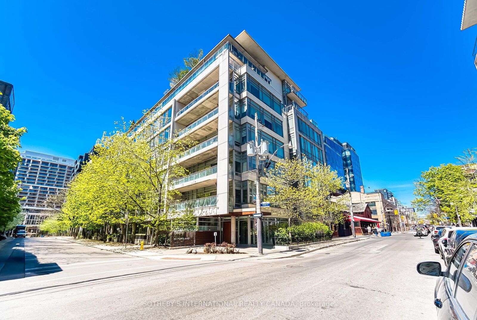 Property Photo:  66 Portland Street 411  ON M5V 2M6 