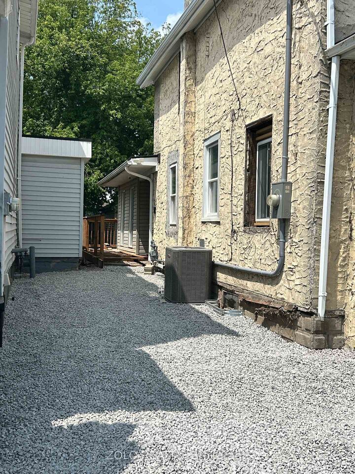 Property Photo:  4299 Second Avenue 1  ON L2E 4G8 