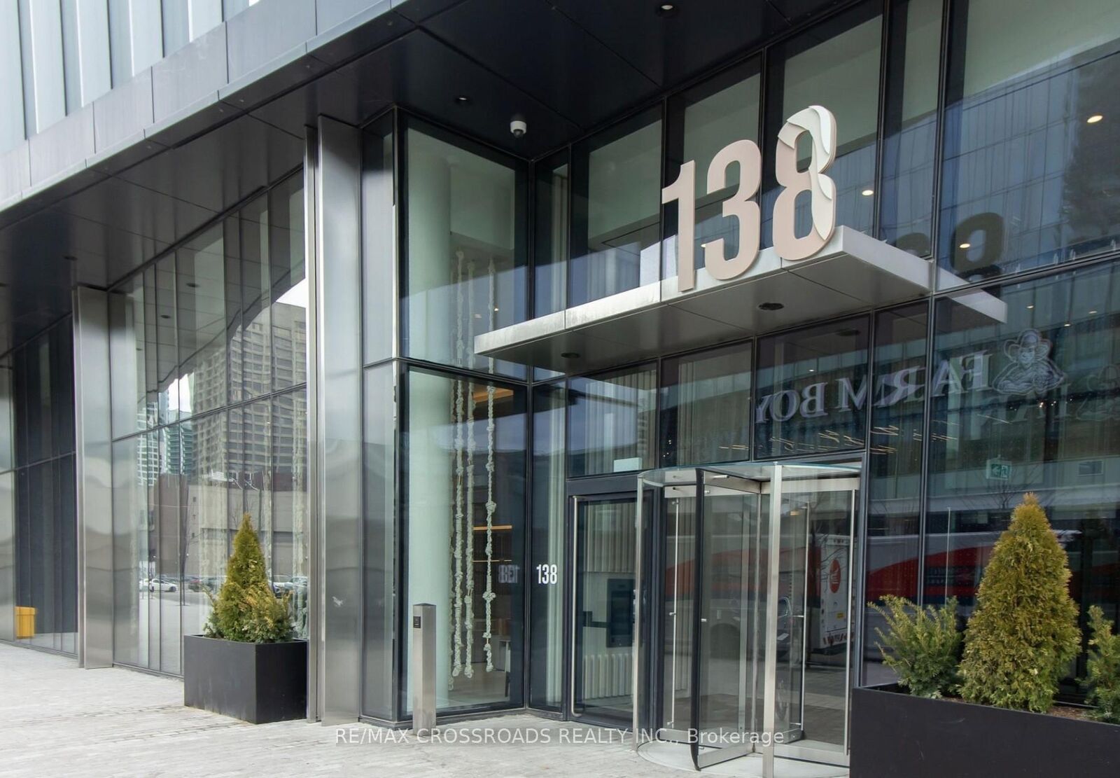 Property Photo: 138 Downes Street 7206 ON M5E 0E4