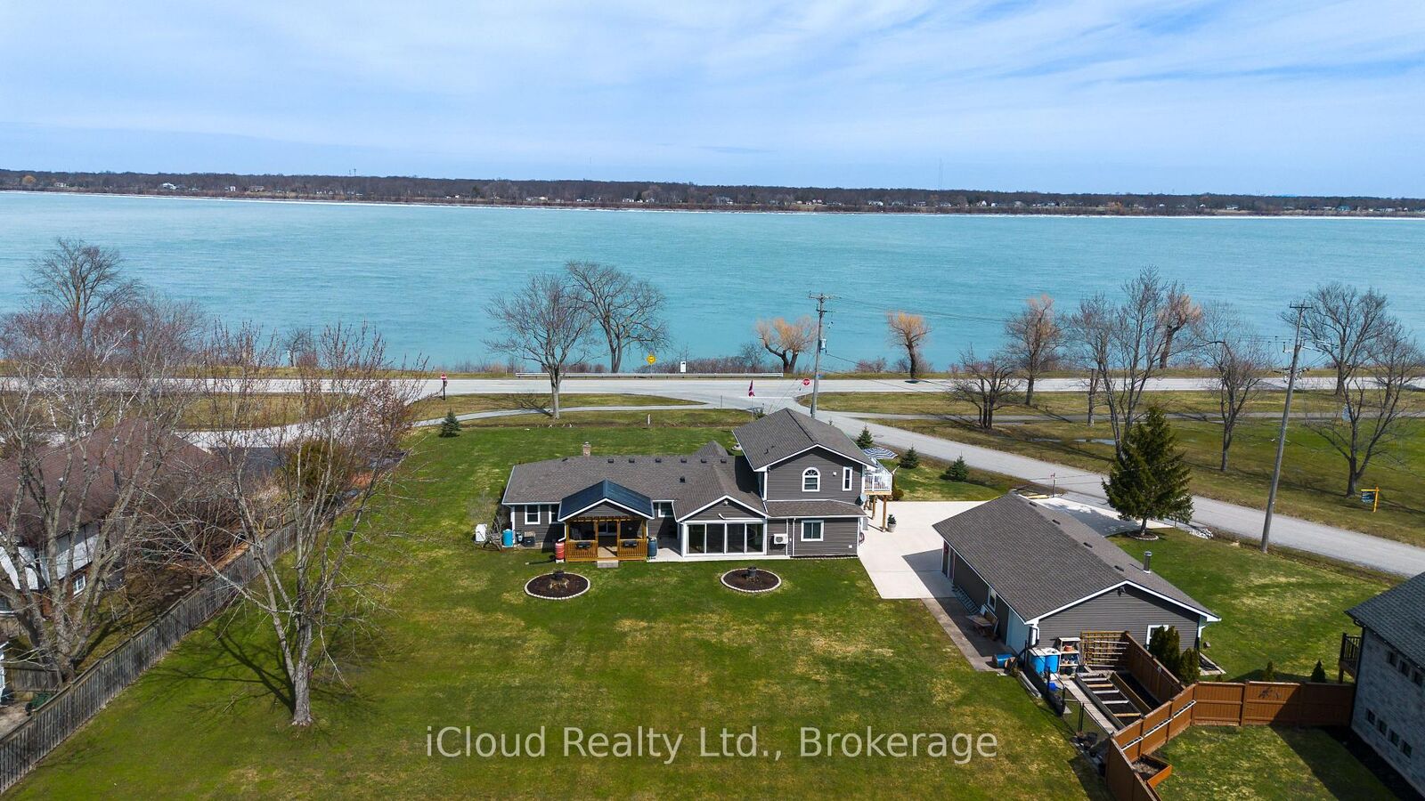 Property Photo:  4099 Niagara Parkway  ON L0S 1S0 