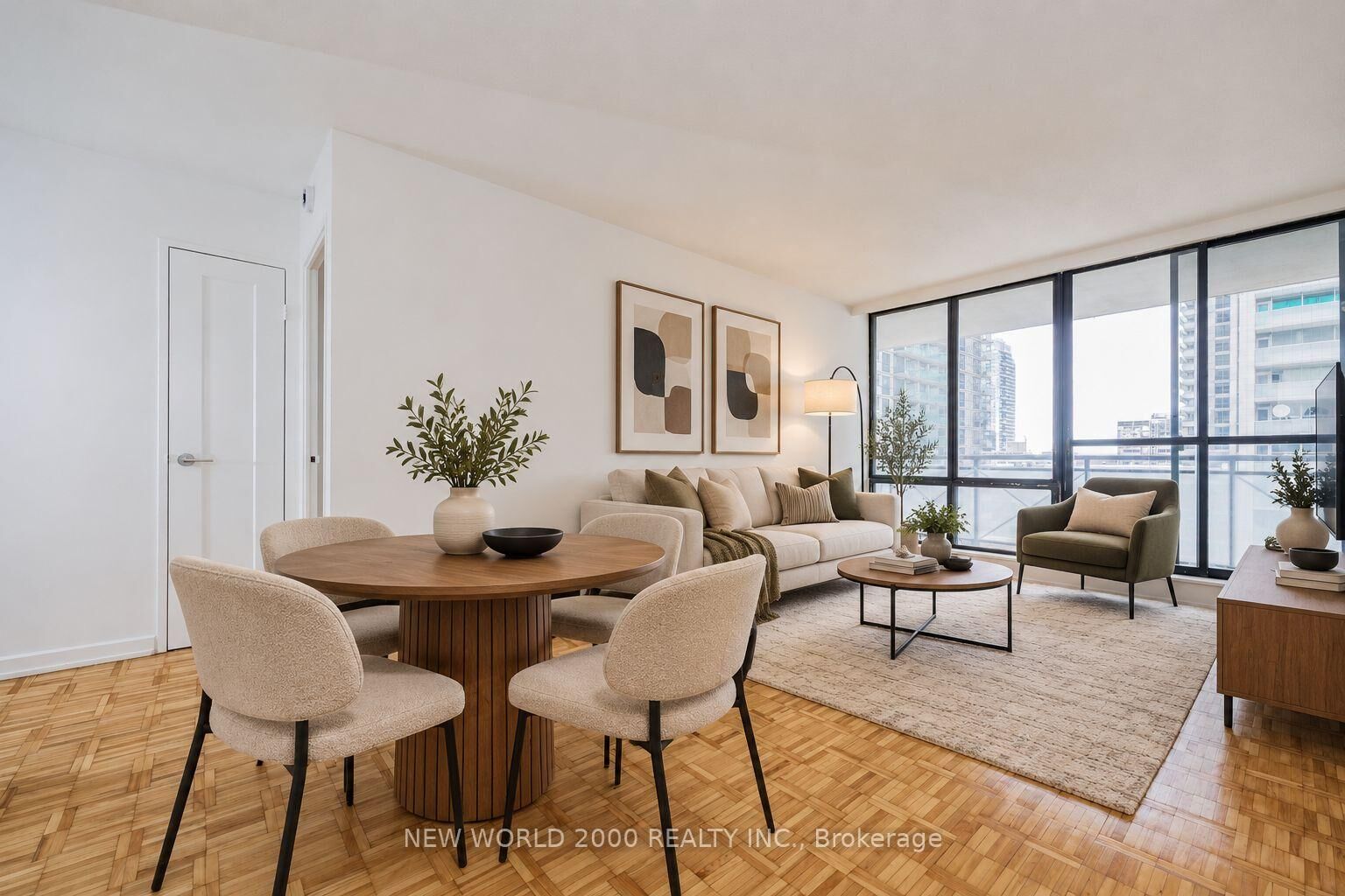 Property Photo:  101 Roehampton Avenue 1804  ON M4P 2W2 