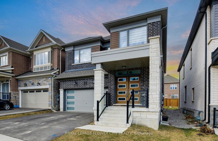 Property Photo:  51 William Nador Street  ON N2E 3X8 