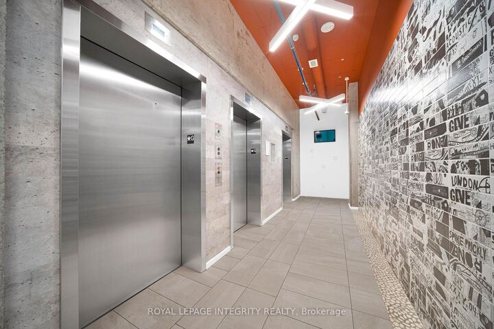 Property Photo:  105 Champagne Avenue S 2503  ON K1S 5E5 