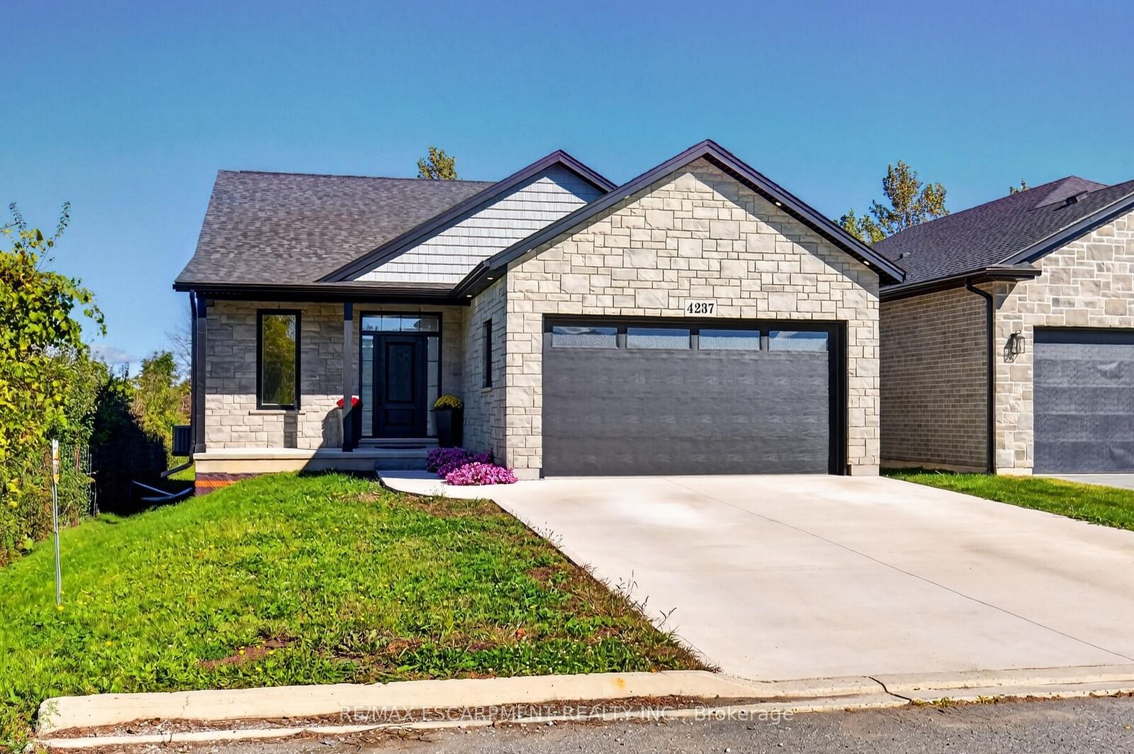 Property Photo:  4237 Manson Lane  ON L0R 1G0 