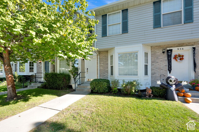 Property Photo:  958 N Independence Ave  UT 84604 
