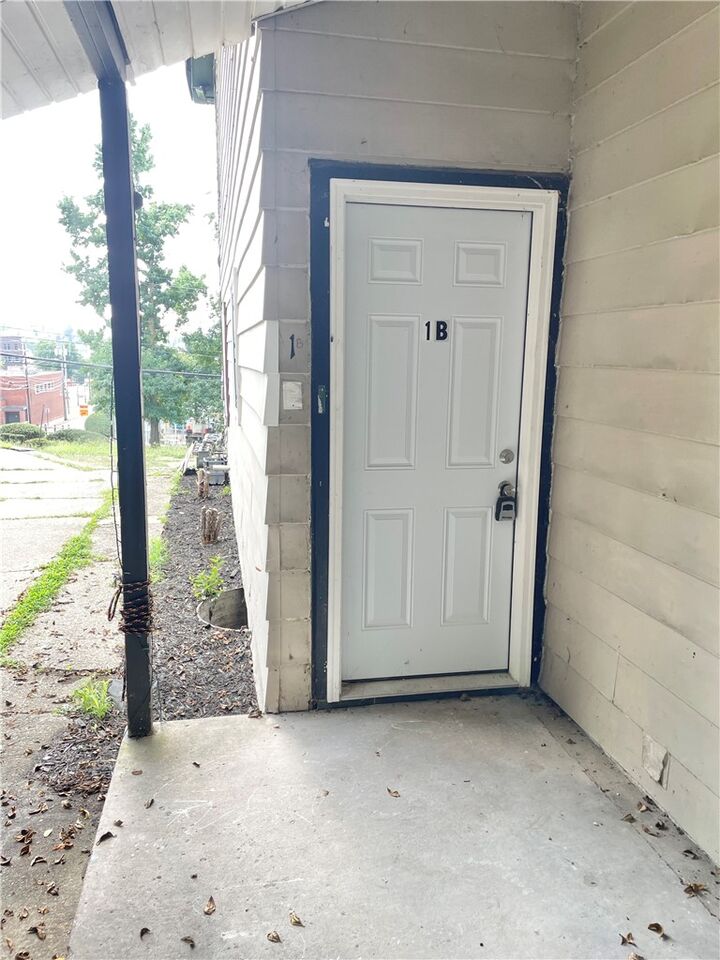 Property Photo:  223 E Falls St 1B  PA 16101 