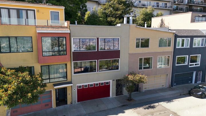 Property Photo:  976 Corbett Avenue  CA 94131 