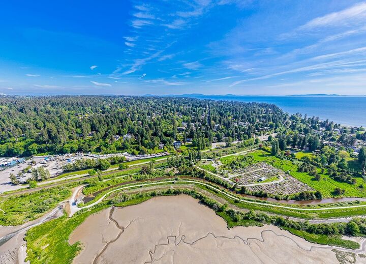 Property Photo:  12520 Crescent Road  BC V4A 2V3 