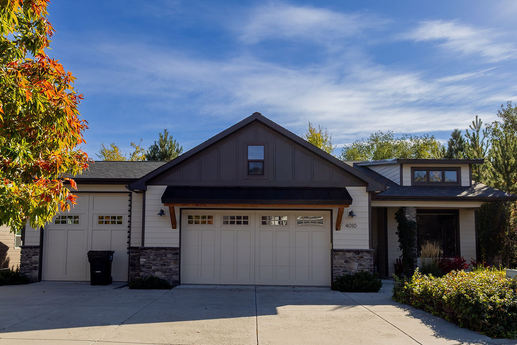 Property Photo:  4010 Wildridge Meadows Drive  MT 59106 