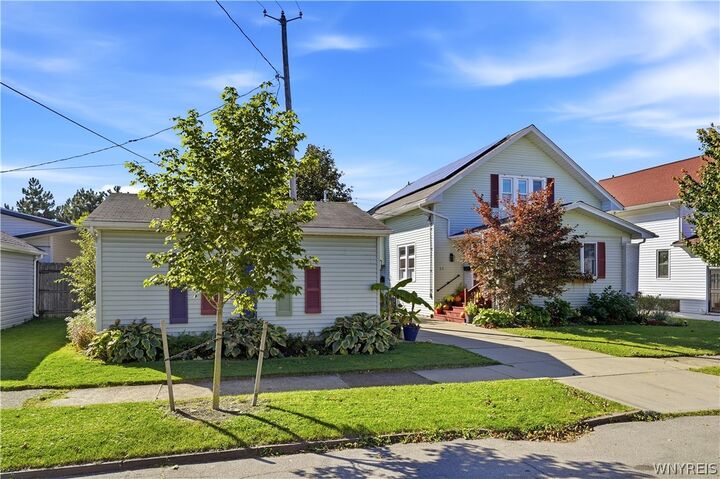 Property Photo:  20 Lyndhurst Avenue  NY 14216 