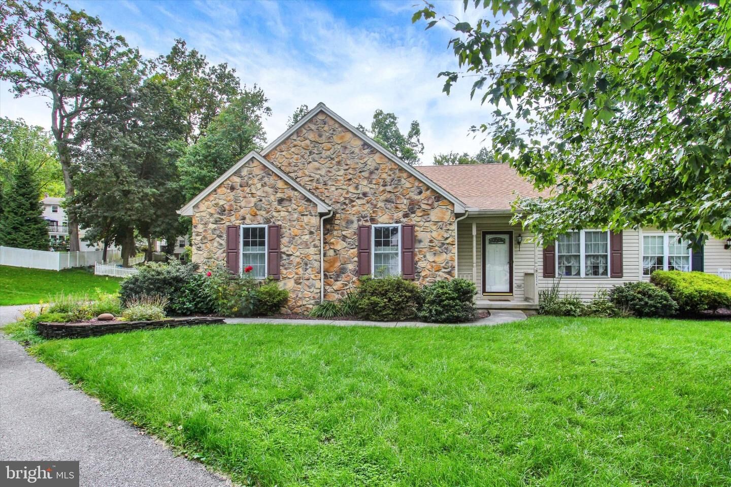 Property Photo:  2314 Daisy Road  PA 17402 