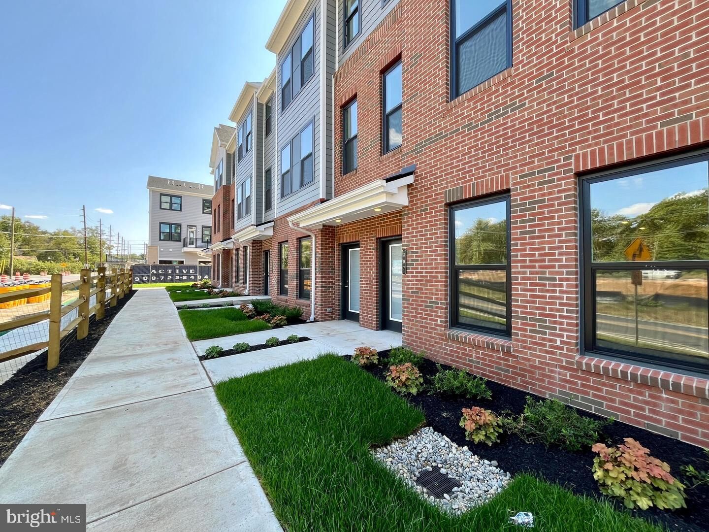 Property Photo:  805 Shay Court  NJ 08550 