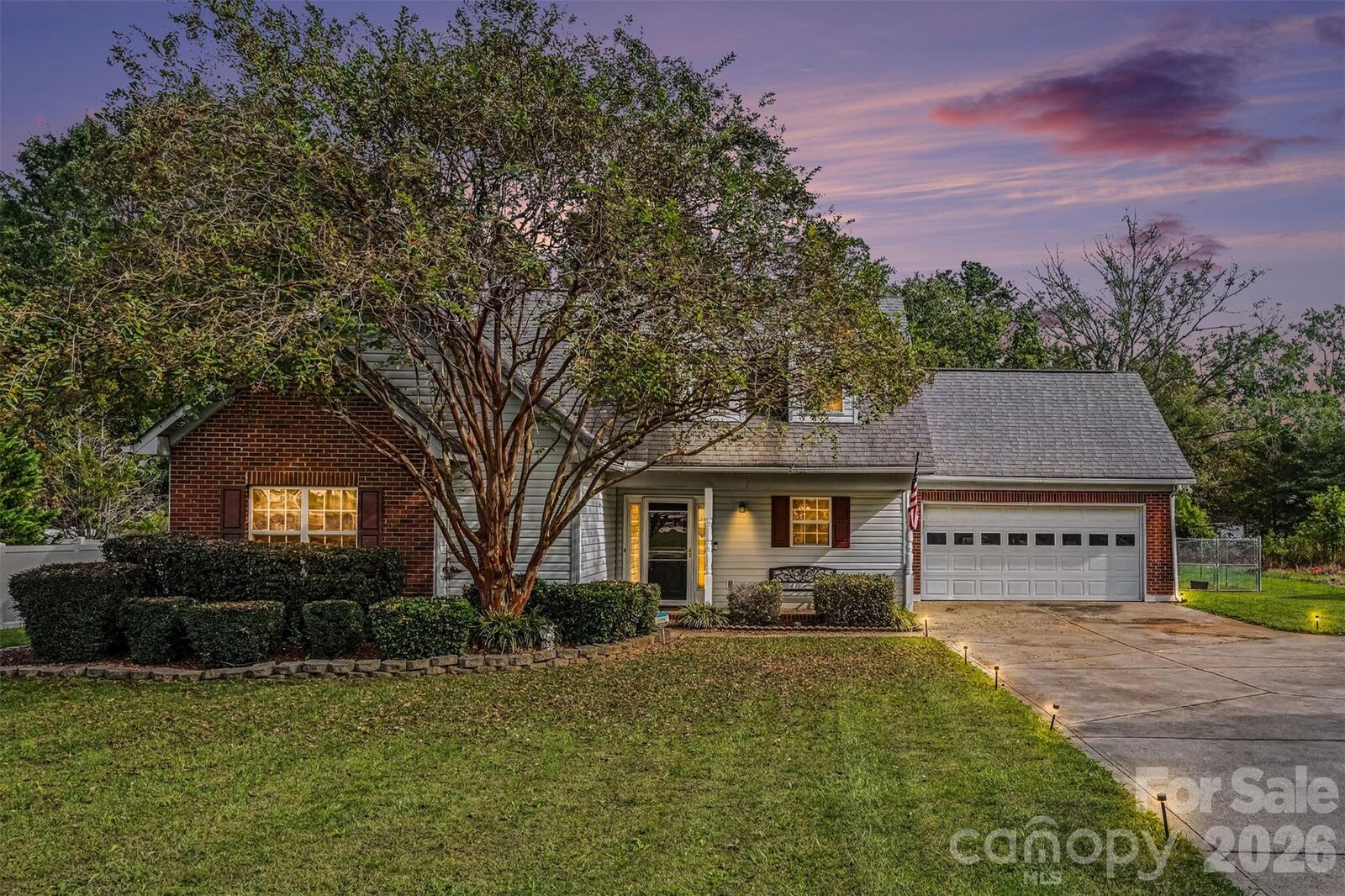 Property Photo:  1712 Timber Lane Drive  NC 28110 