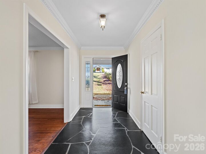 Property Photo:  2111 Sagamore Road  NC 28209 