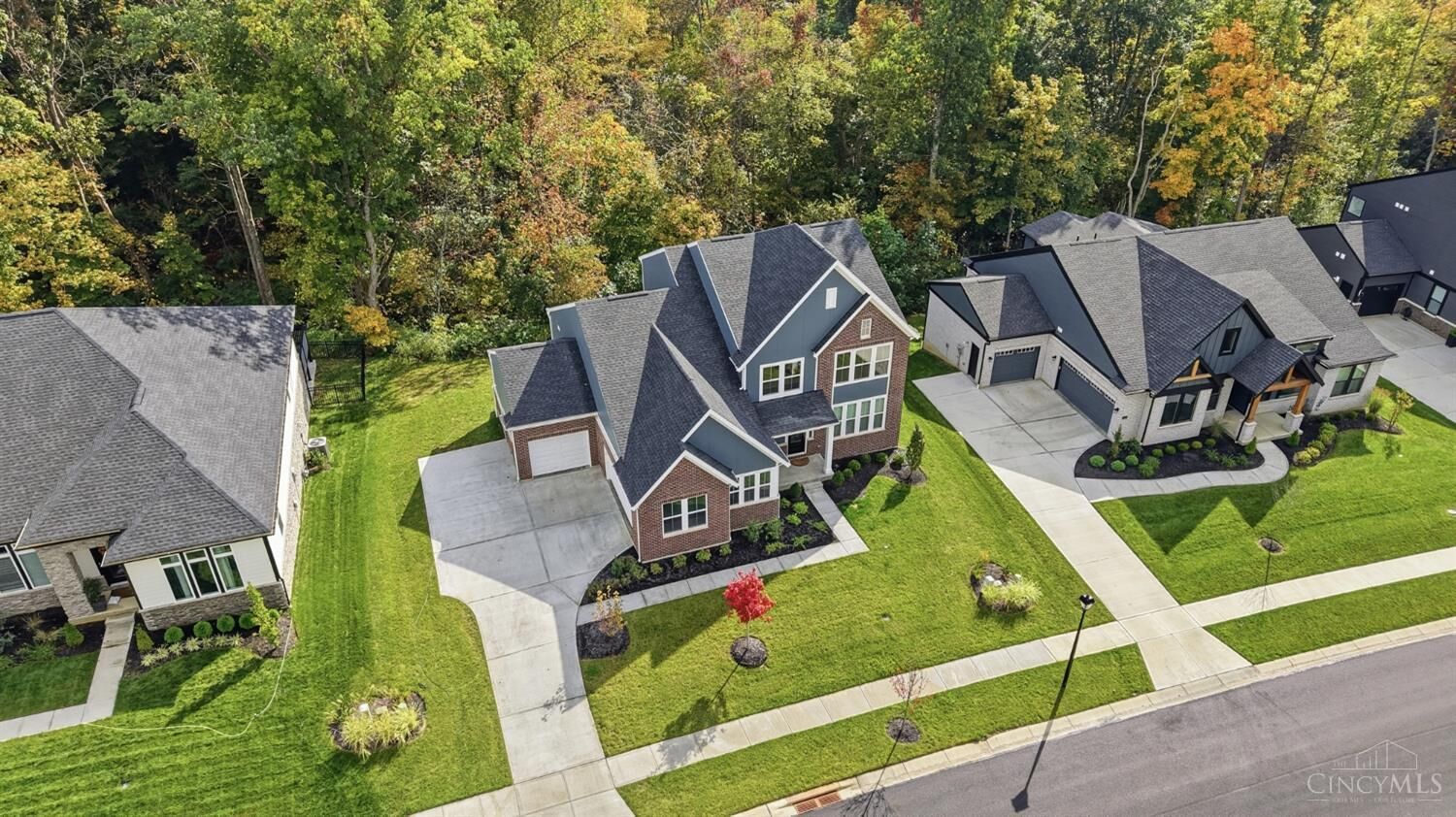 Property Photo: 3807 Sturbridge Way OH 45245