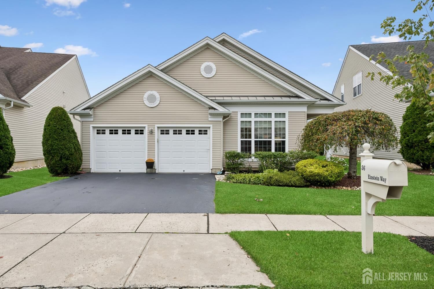 Property Photo:  36 Einstein Way  NJ 08512 