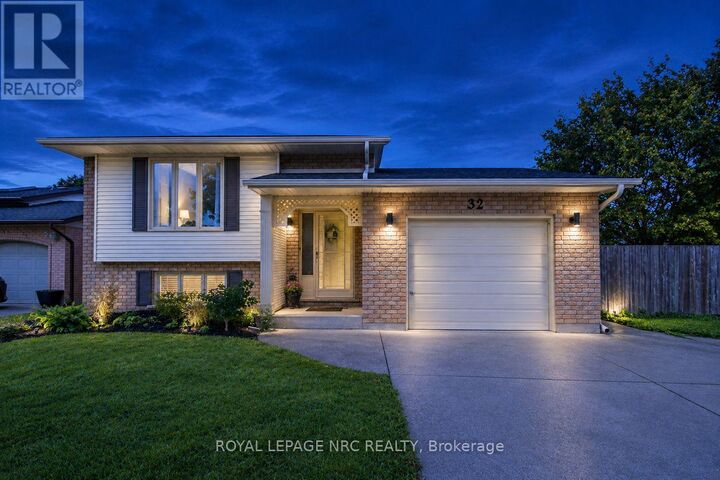 Property Photo: 32 Crestcombe Road ON L2S 2J4