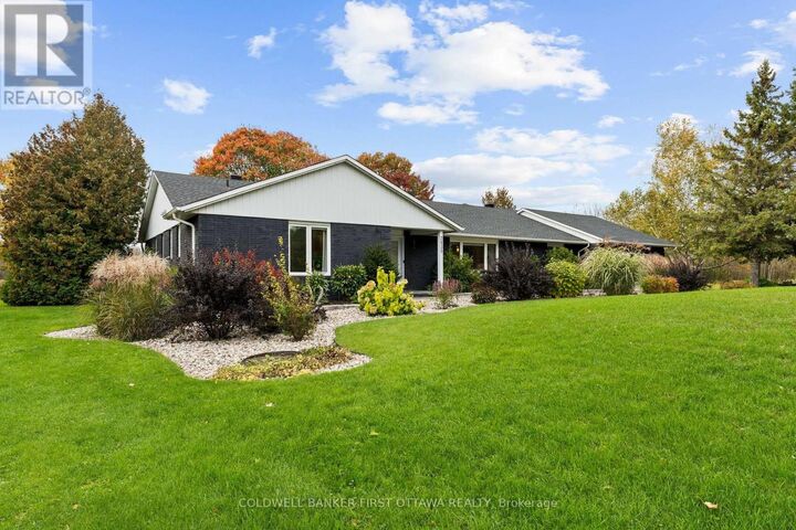 Property Photo:  2435 River Road  ON K0G 1J0 