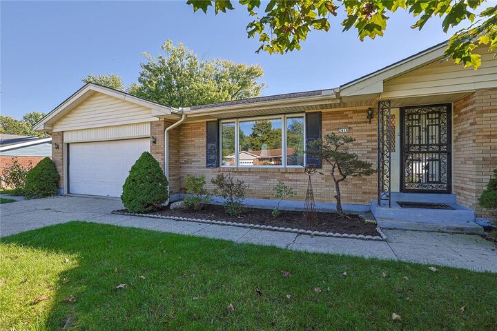 Property Photo: 2416 Apricot Drive OH 45431