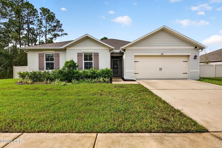 Property Photo: 311 Sunset Point Drive FL 32174
