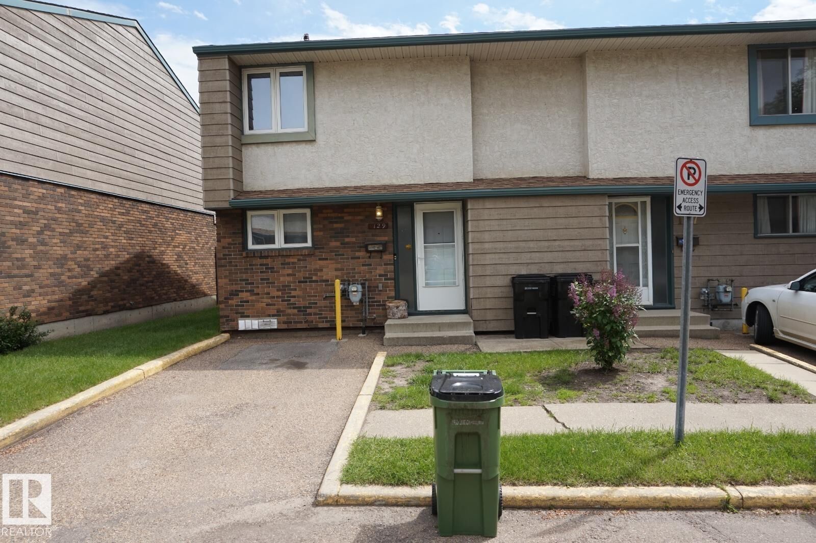 Property Photo:  129 Abbottsfield Road NW  AB T5W 4S9 